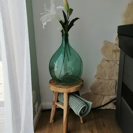 Parenthese Et A Deux Pas De La Place Stanislas Alpehytte *