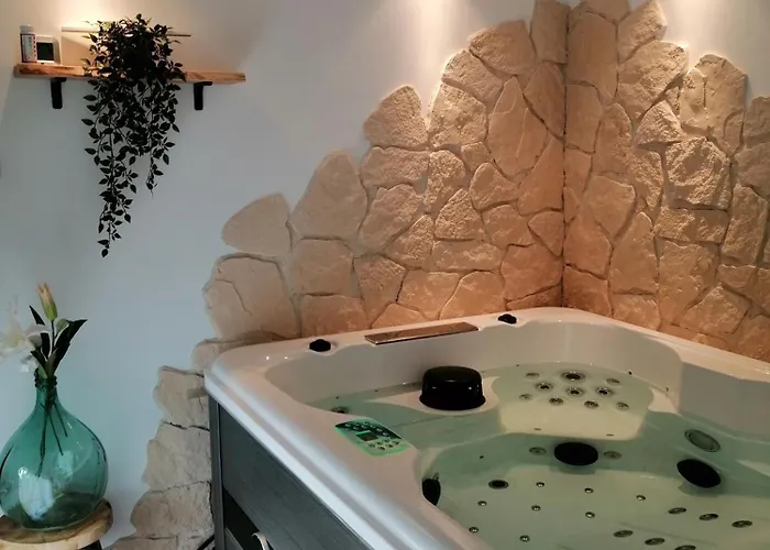 Parenthese Et A Deux Pas De La Place Stanislas