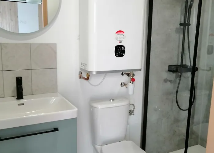 Parenthese Et A Deux Pas De La Place Stanislas * Malzéville